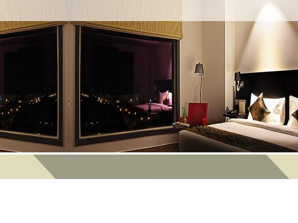 Citrus Hotel Bhiwadi Екстериор снимка
